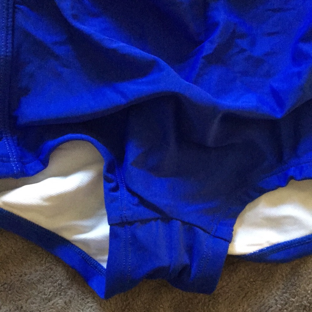 BoyLeg Ruched Swimsuit - Picture 5 of 8